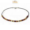 Collana in caucciù ed ambra